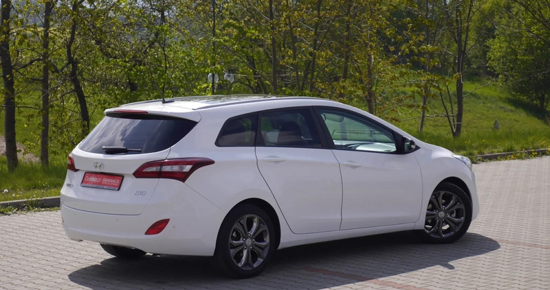 Hyundai I30 cena 29900 przebieg: 187000, rok produkcji 2014 z Starachowice małe 631